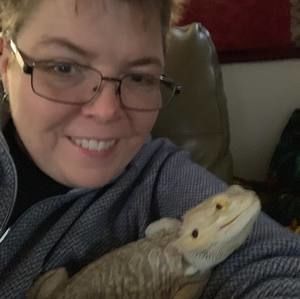 Meet your Posher, Rae